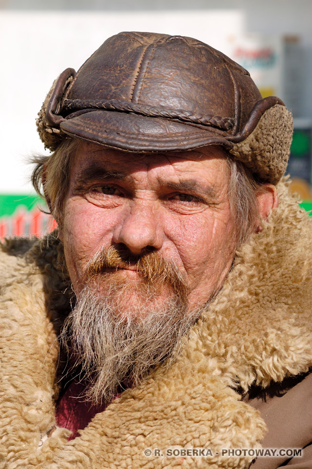 Beggar with Lenin look, photos of beggars in Romania