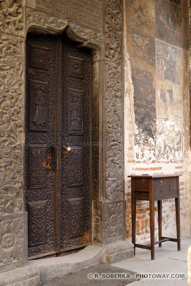 Church Entrance Bucharest