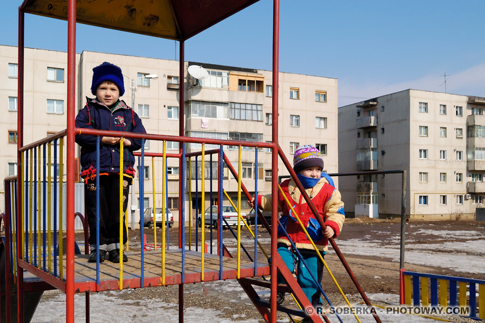 Kids Playing in Ploiesti