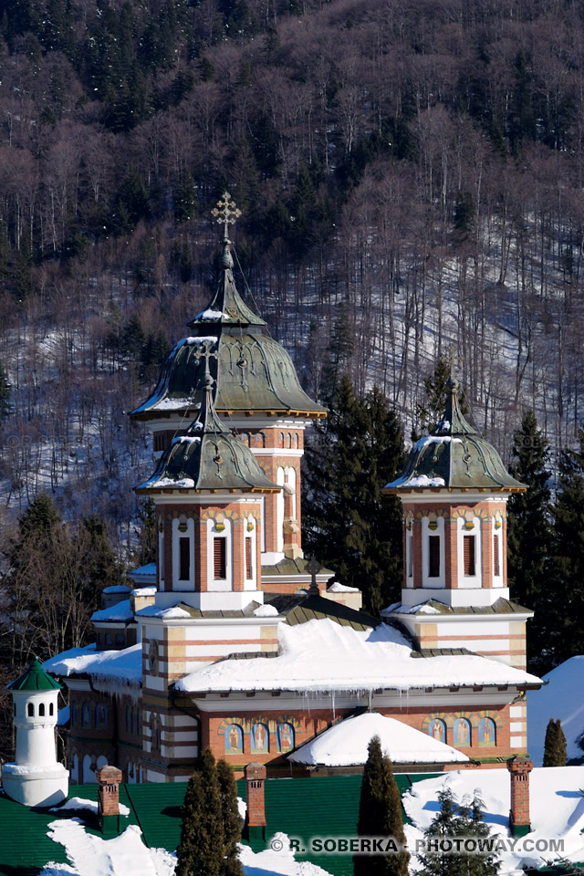 Sinaia Orthodox Monastery - Pictures of Orthodox Monks