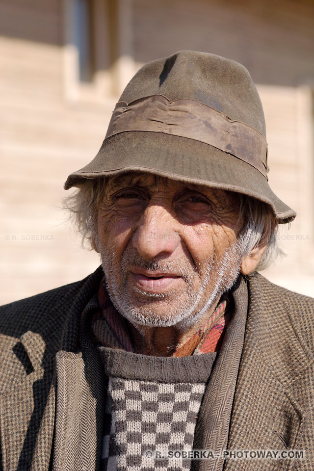 Romanian Beggar& Currency and Exchange Rate with Euro