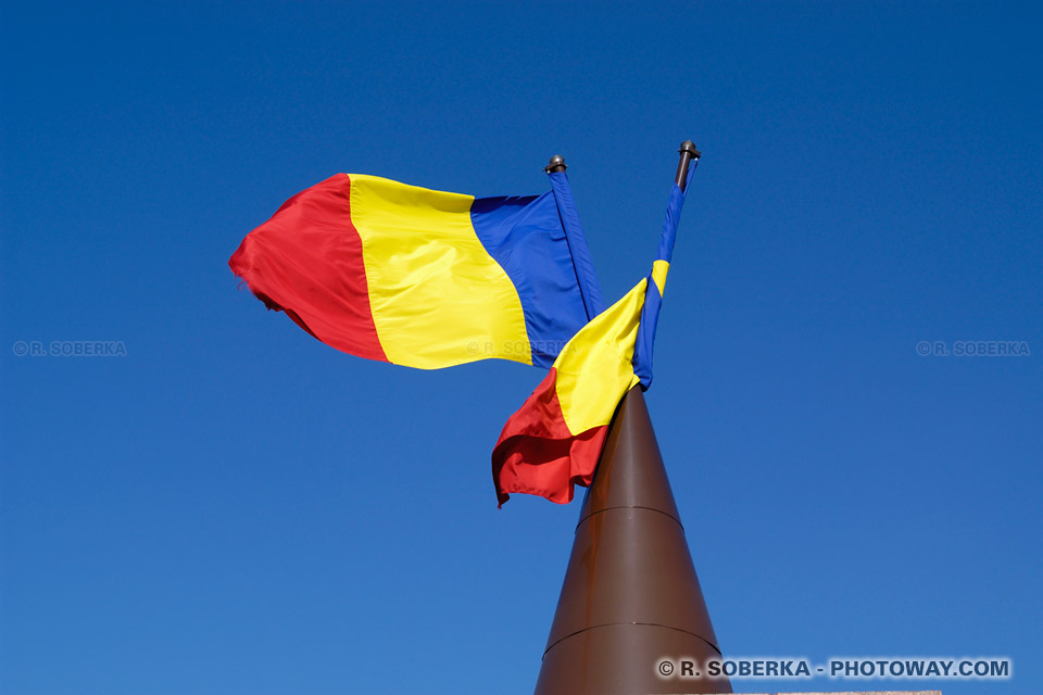 Romanian Flag - Pictures of the Romanian Flag in Romania