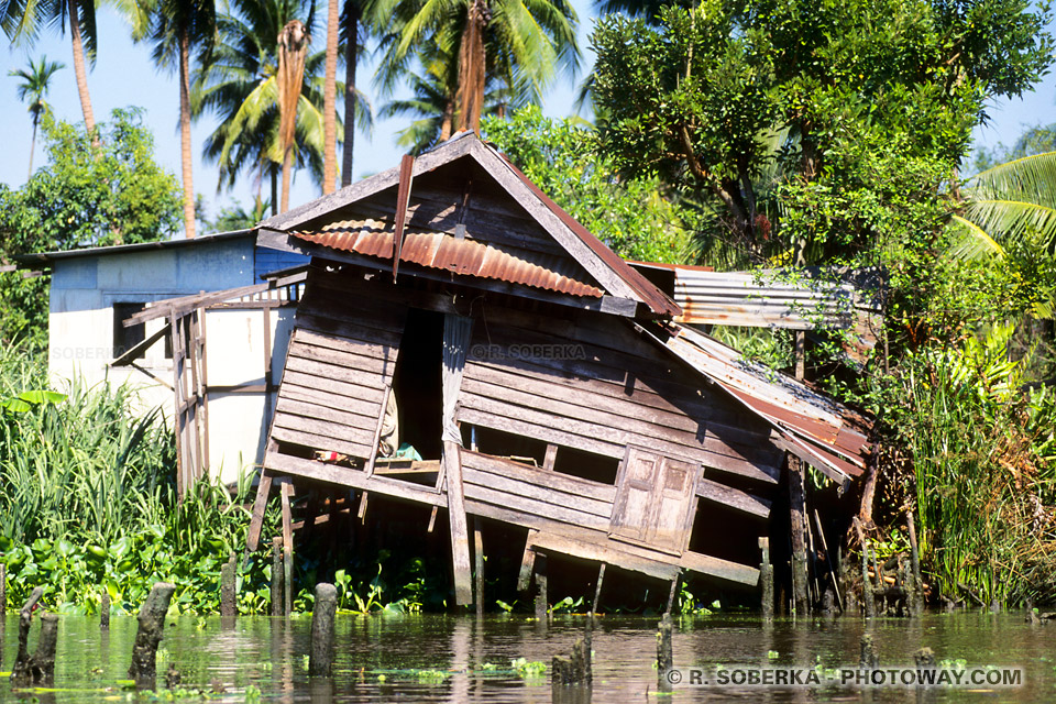 Image Photos of Collapsed Shacks - Photo of a Collapsed Shack