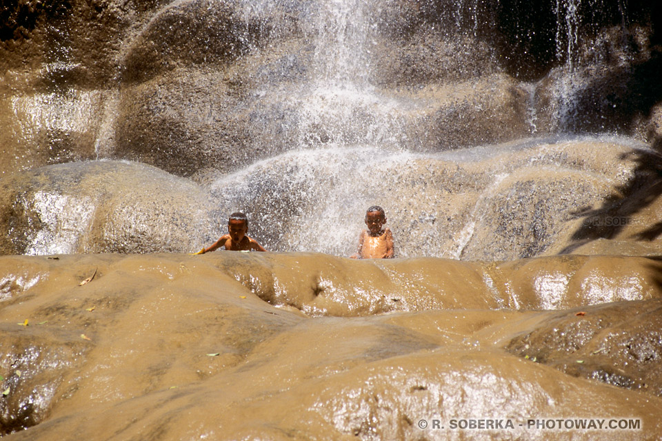 Image of Erawan Waterfall, photo of Erawan Falls in Thailand