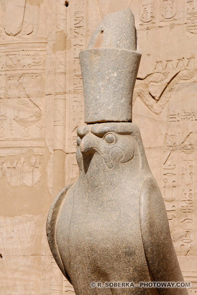 Statue d'Horus