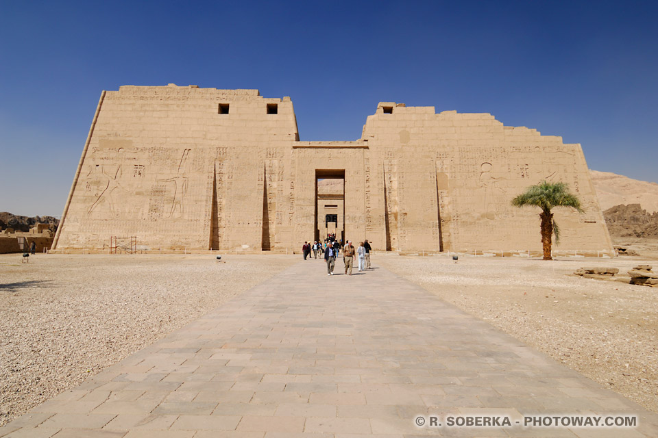 Temple funéraire de Ramsès III à Medinet Habu