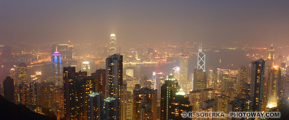 Hong Kong depuis Victoria Peak de nuit
